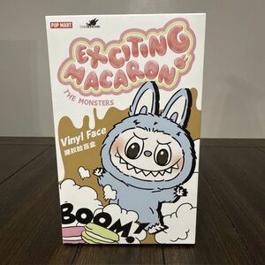Exciting Macaron Vinyl Face Toy - CHESTNUT